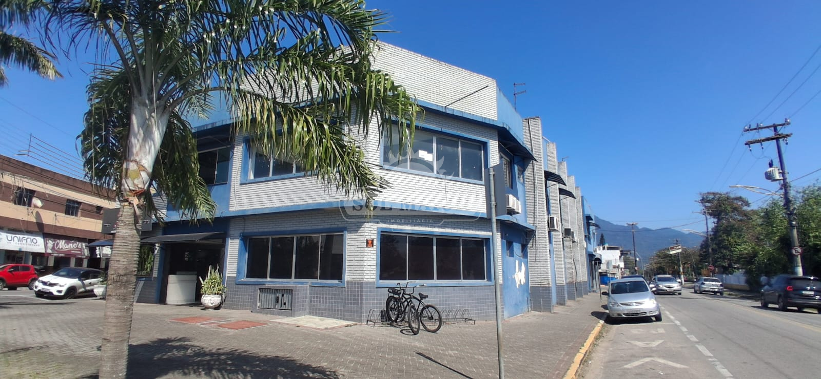 Área Comercial